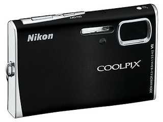 Illustration for article titled CoolPix S52 and S52c: Nikon Updates Its Most Popular Point-and-Shoots